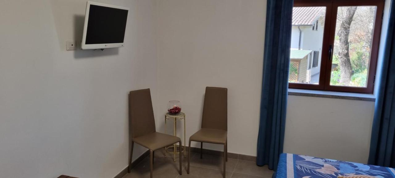 Oltre La Siepe Apartment Nepi Εξωτερικό φωτογραφία